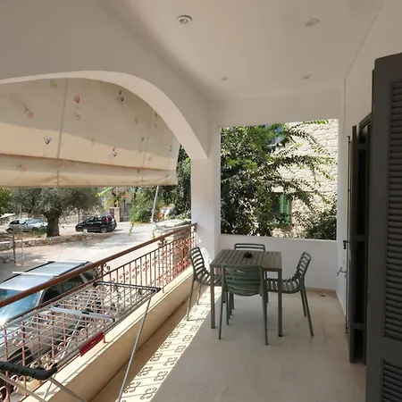 Appartement Central Apartments Kardhamili