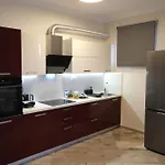 Central Apartments Apartamento *