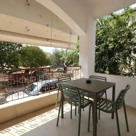 Central Apartments *