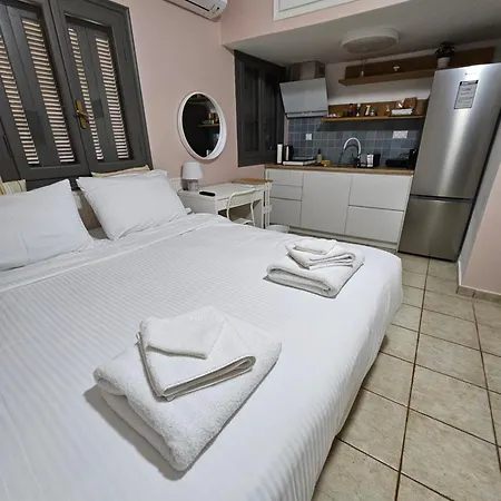 Central Apartments * Καρδαμύλη
